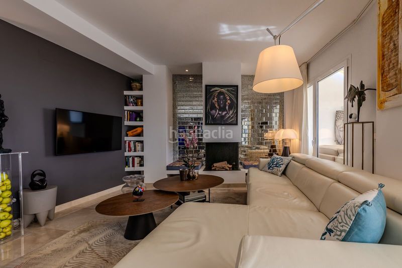 Foto b6b3aeea-e092-4031-a9d8-cde4fe2b42c5. Dúplex amb aparcament piscina a Alto de los Monteros Marbella