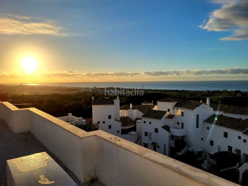 Foto d88d5ab0-a4ce-44a8-b044-14a898213e8c. Dúplex amb aparcament piscina a Alto de los Monteros Marbella