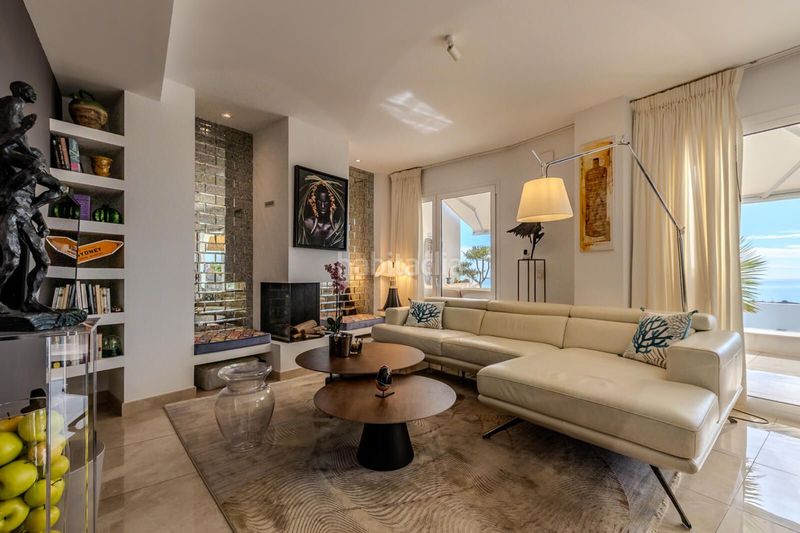 Foto dc587268-0416-42e3-b4fd-440f284327be. Dúplex amb aparcament piscina a Alto de los Monteros Marbella