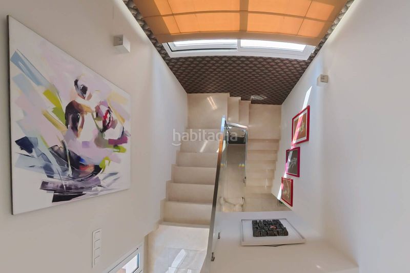 Foto e337808b-52c2-4d07-b3fc-cf81b082b2a5. Dúplex amb aparcament piscina a Alto de los Monteros Marbella