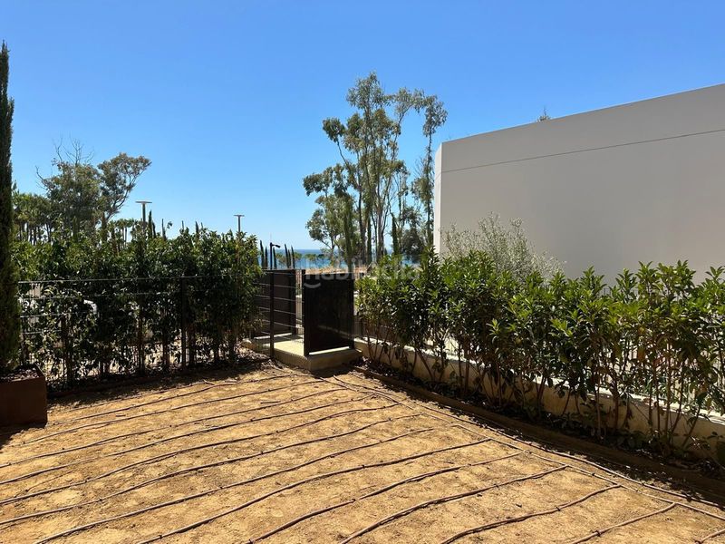 Foto 6545d833-3049-4895-ad96-9b96ff2918c1. Planta baixa amb aparcament piscina a bahía de Marbella Marbella