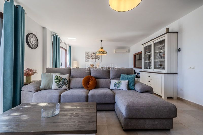 Foto 2d326b7c-138a-414f-a94f-f62e7ad7710f. Dúplex en Alto de los Monteros Marbella