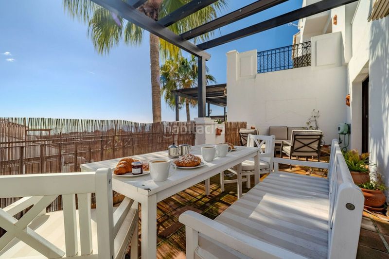 Foto db168139-6f3d-413a-874e-c618d8221363. Dúplex en Alto de los Monteros Marbella