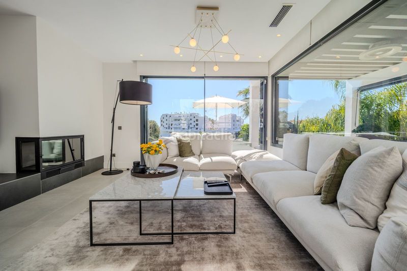 Foto 122922db-5bd2-45c0-a9ba-d443ba8ff64d. Xalet amb aparcament piscina a la cala Mijas Mijas