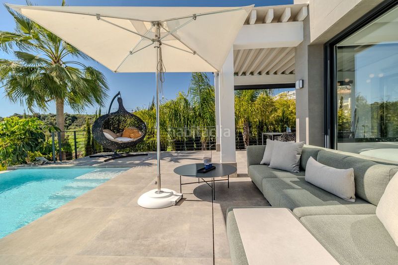 Foto febde14c-1067-4162-9d8d-34bce2fd5a0b. Xalet amb aparcament piscina a la cala Mijas Mijas