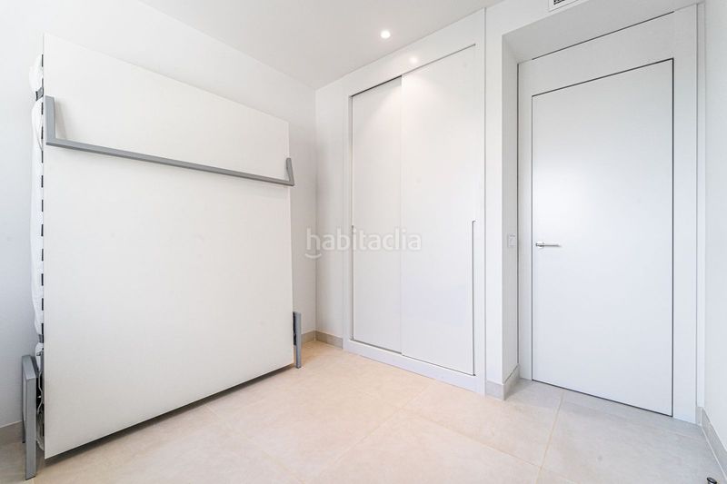Foto 4b883f99-a0af-4787-b2b0-050a572aba2e. Apartament amb aparcament piscina a El Higuerón Fuengirola
