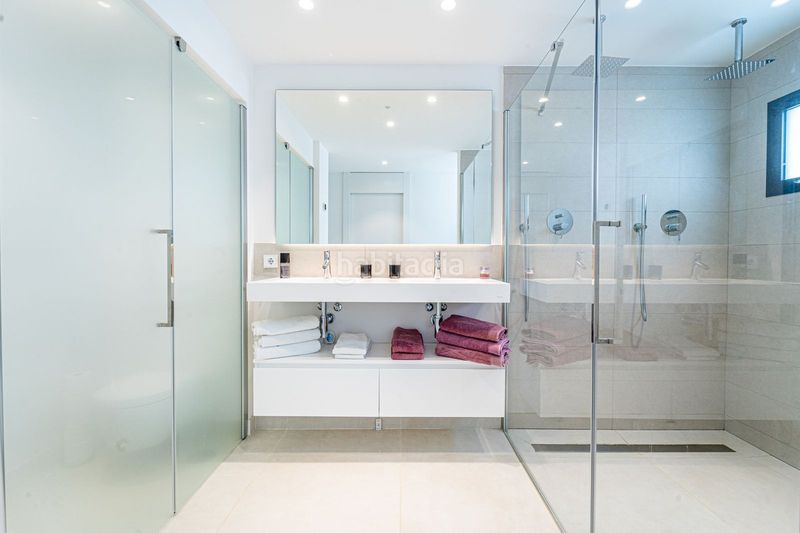 Foto 4ca69978-c7e8-4db3-b26e-b03f3cc740e6. Apartament amb aparcament piscina a El Higuerón Fuengirola