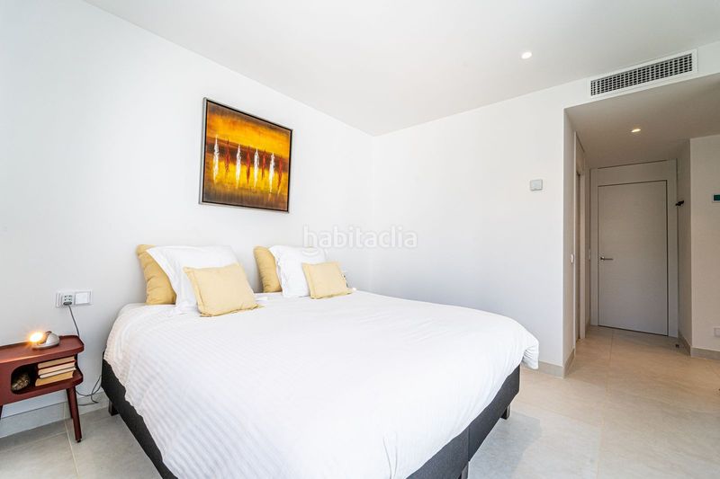 Foto 8c7a3c1a-e6d6-4d70-8643-00627647912f. Apartament amb aparcament piscina a El Higuerón Fuengirola