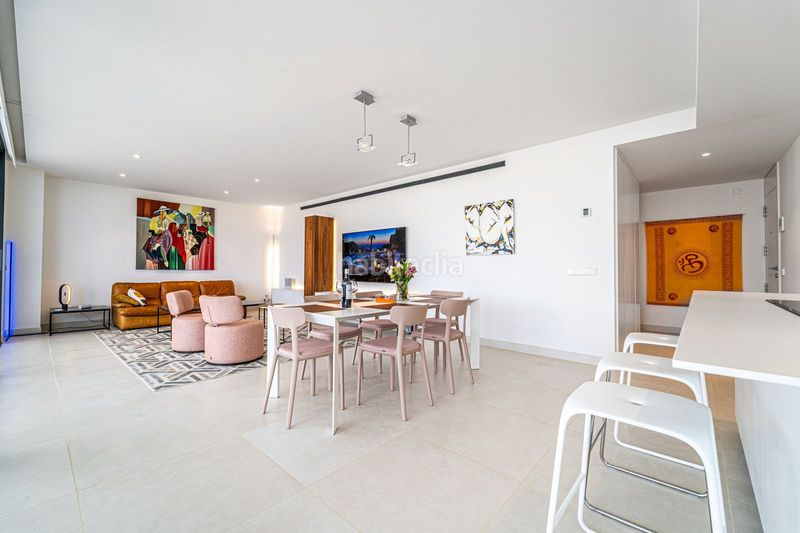 Foto fe1ac645-2e3e-43e7-9e68-95c0209eb323. Apartament amb aparcament piscina a El Higuerón Fuengirola