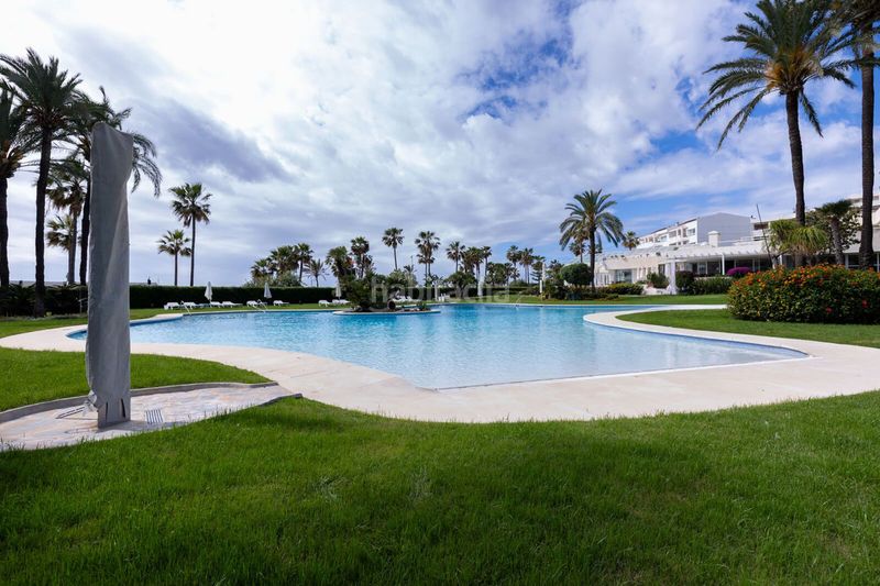 Foto 7e9023d4-b7af-4b19-a8af-b60e3bc54d0f. Planta baixa amb aparcament piscina a Puerto Banús Marbella