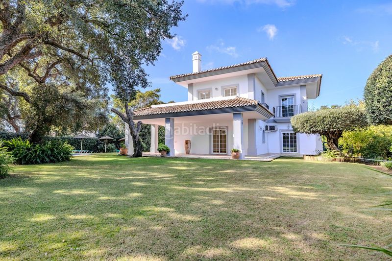 Foto c6c8c436-a4d5-49dc-abfa-4b7370a4cad9. Chalet en Sotogrande alto Sotogrande