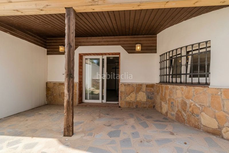 Foto 4d1b0ca2-e827-407f-bc23-abf2ecfb220a. Chalet en El Faro de Calaburra - Chaparral Mijas