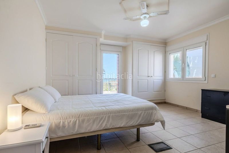 Foto ff2c795d-4472-4aba-a558-6b0f606cb6dd. Chalet en El Faro de Calaburra - Chaparral Mijas