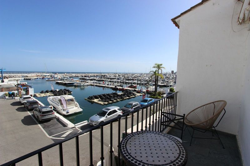 Foto 420a589a-c7b1-43d7-a15b-6171c6dc762b. Pis a Puerto Banús Marbella