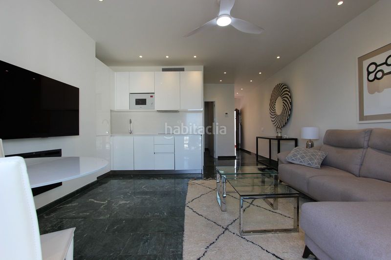 Foto 5ad5e3dd-37bd-44ac-bb3f-38a47e38ed64. Pis a Puerto Banús Marbella