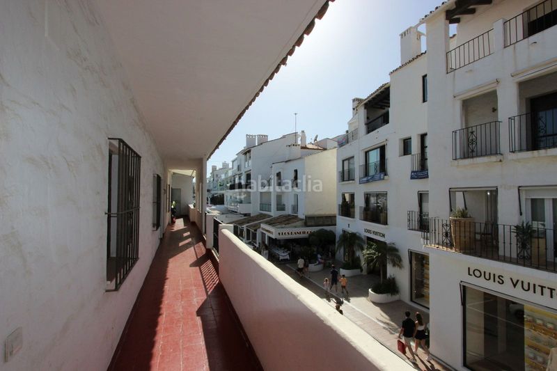 Foto a840a895-263d-4d97-822e-e5d883fc0541. Pis a Puerto Banús Marbella