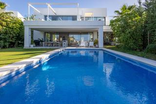 Chalet en Cabopino - Artola