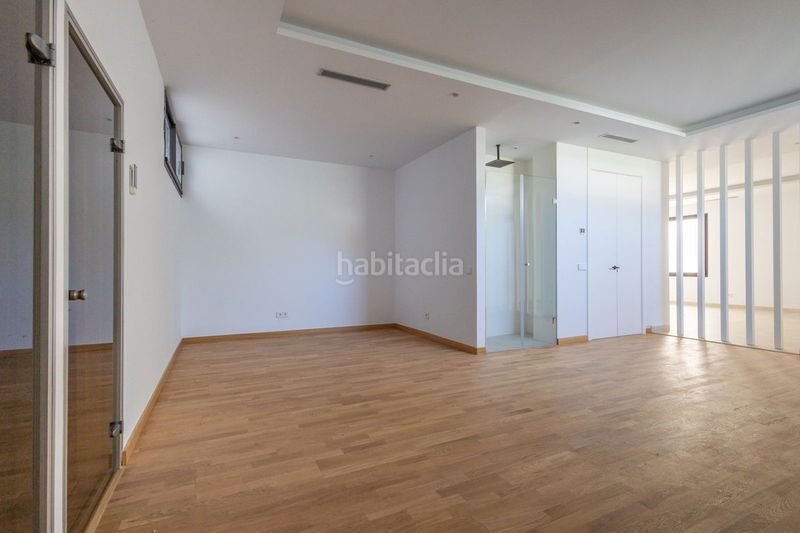 Foto 80f8b2b3-c21c-4d4f-a727-df40fad45b68. Chalet avec parking piscine dans La Merced Marbella