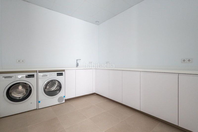 Foto c6f43051-c247-4831-8c31-b15bf3baf97e. Chalet avec parking piscine dans La Merced Marbella