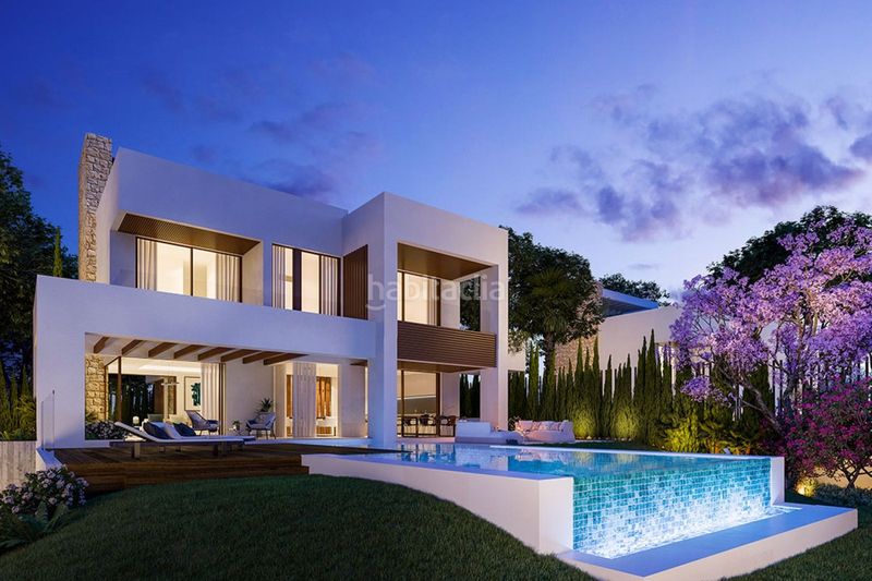 Foto dffbf0ac-63f3-4f85-95ec-2d0841597f46. Chalet avec parking piscine dans La Merced Marbella