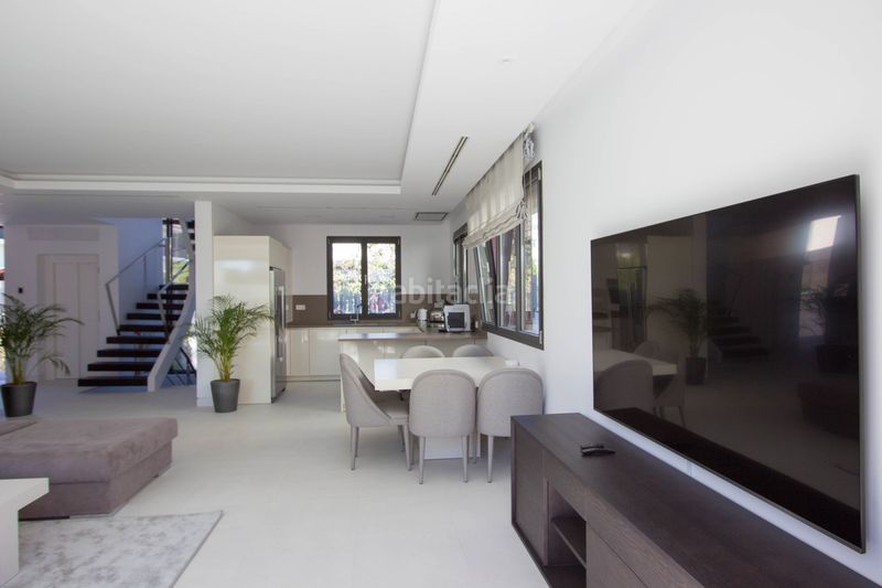 Foto affe44b9-d291-49aa-b624-70d9af34c1ae. Chalet mit parking pool in Puerto Banús Marbella