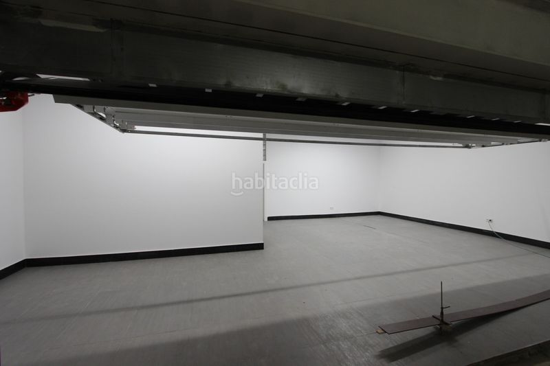 Foto b214bc6a-d22d-42b6-98e9-94018eb7715f. Chalet mit parking pool in Puerto Banús Marbella