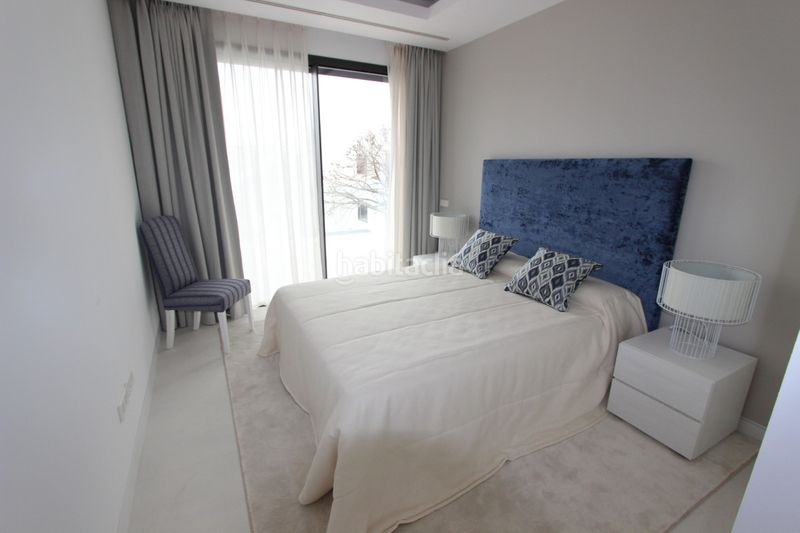 Foto 25ed851d-42df-4567-b791-322825f40fe1. Xalet amb aparcament piscina a Puerto Banús Marbella