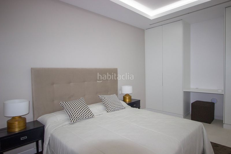 Foto 5c79e24a-7556-43f1-be82-a89c5ba51c79. Xalet amb aparcament piscina a Puerto Banús Marbella