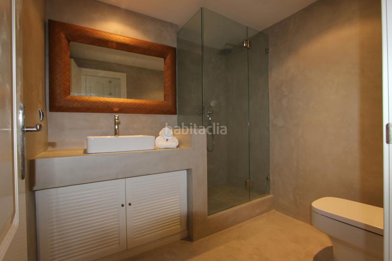 Foto b5373acb-a34d-479c-b53e-9c22adcee55c. Ground floor with parking pool in los arqueros - puerto del almendro Benahavís