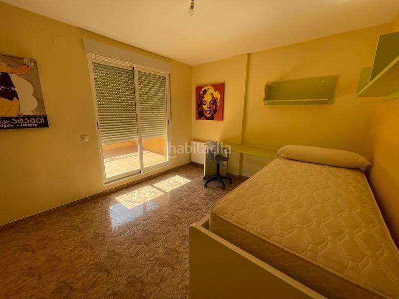 Foto 4582d7f1-4764-442a-af79-f225350189f4. Casa adosada en Requena