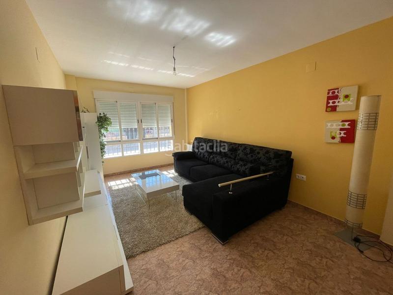 Foto 6f55a95d-9536-4428-bbd9-ae6fb6ca2659. Casa adosada en Requena