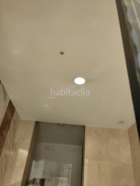 Foto b2fcb953-9182-4290-b50e-cf86a749c310. Piso listo para entrar, con buena distribución y todos los servicios en Valencia