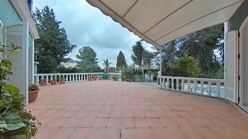 Foto 42723c74-a112-41b5-ab97-1d372270f9e2. Chalet en Picassent