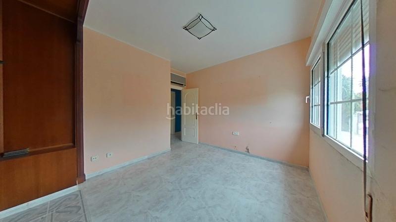 Foto 71844c54-cfc2-401e-b20a-11982bb1f173. Chalet en Picassent