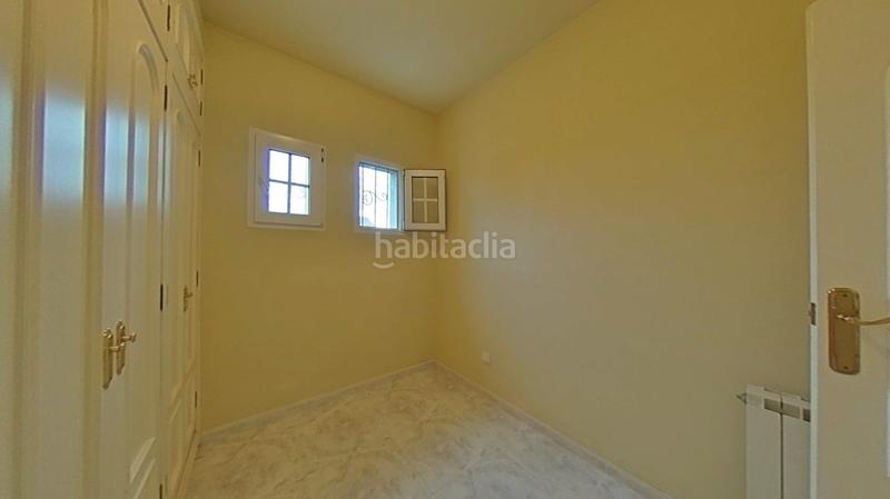 Foto aee0fcff-c2e5-4c5a-ab59-a69a4e770b82. Chalet en Picassent