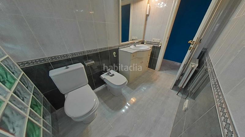 Foto d5a0de42-de89-40d5-871f-e39a780c29e3. Chalet en Picassent