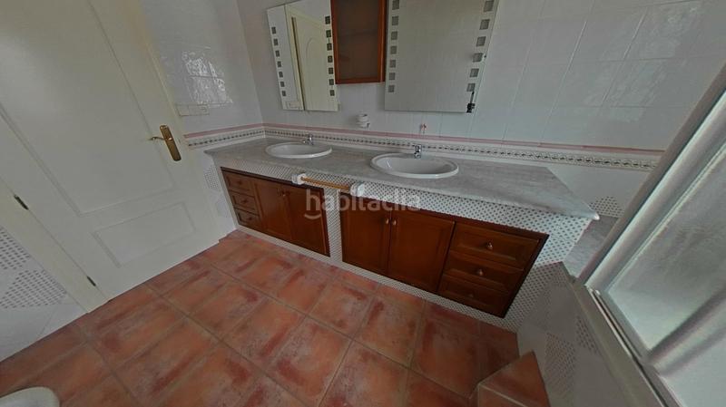 Foto e260e2e9-1d01-482a-87f5-70f05fed4b6d. Chalet en Picassent
