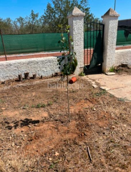 Foto c3a1e940-4b3d-491b-ad5b-ef9d89bb6efe. Xalet amb xemeneia aparcament a Vilamarxant