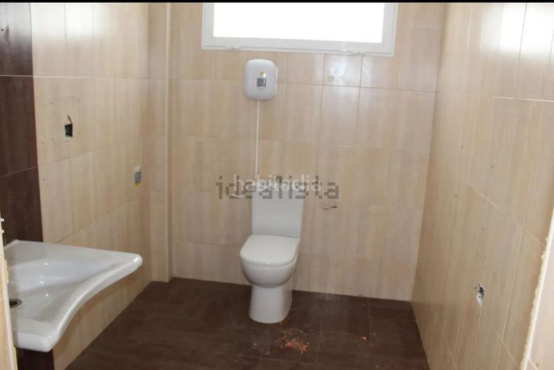 Foto a57bf851-8577-4f5d-97fd-d150c98750d6. Local comercial a Centro Bétera