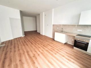 Loft a Centro - Casco Antiguo. Se vende local reformado tipo loft de 48 m², completamente refor