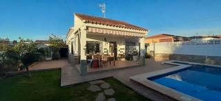 Chalet  Calle maestro serrano. Oportunidad chalet urbanizacion oasis en lliria