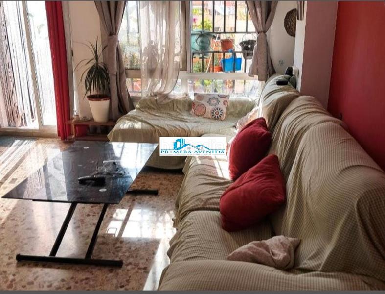 Foto 61bc3ec2-2da6-499a-a4ca-99e26f6c9357. Pis a Catarroja