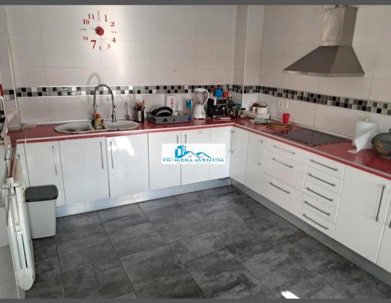 Foto 68fb2be9-7d0b-4c41-9951-eba697d94234. Pis a Catarroja