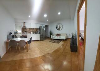 Pis  Carrer de valència. Ideal para vivir sin el caos de la ciudad.