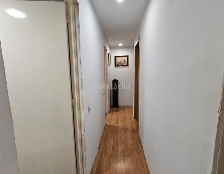 Foto b713bf55-4834-4dd1-9cb5-ce13a4eed428. Piso amplio piso con terraza, perfecto para disfrutar del aire libre sin salir de casa. en Valencia