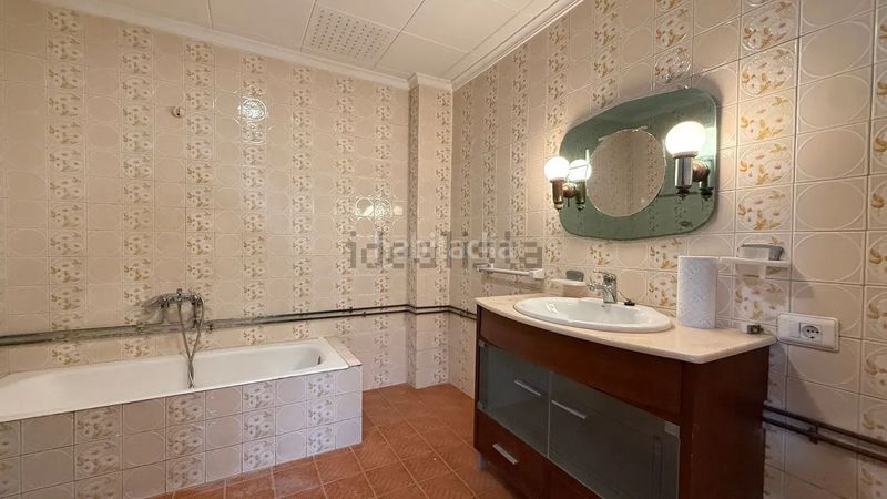 Foto 79bb5916-d04b-436d-b2a7-b53ea11d57d9. Casa amb xemeneia calefacció aparcament a Manuel