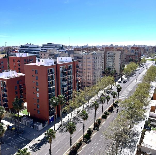 Foto c37663d6-0218-4a58-a02b-3981a6f6fed2. Pis amb aparcament piscina a Sant Pau Valencia