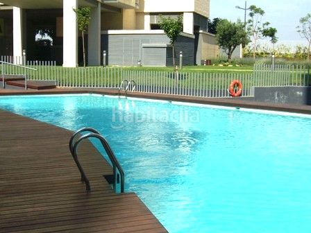 Foto d262ff1b-7237-490c-9efa-8ff1b88f27a9. Dúplex amb calefacció aparcament piscina a Sant Pau Valencia