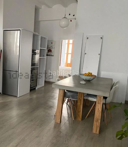 Foto b9ba479b-dc33-4d6c-b661-f926c8ca4241. Piso en Russafa Valencia