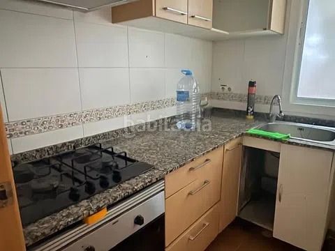 Foto 4a38eb30-0cd2-488c-98df-289c3a51f5ee. Pis a Nou Moles Valencia